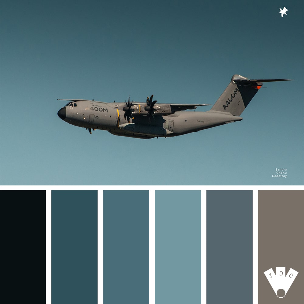 Color palette à partir d'une photo de "L'Airbus Grizzly A400M" par la photographe Sandra Chenu Godefroy