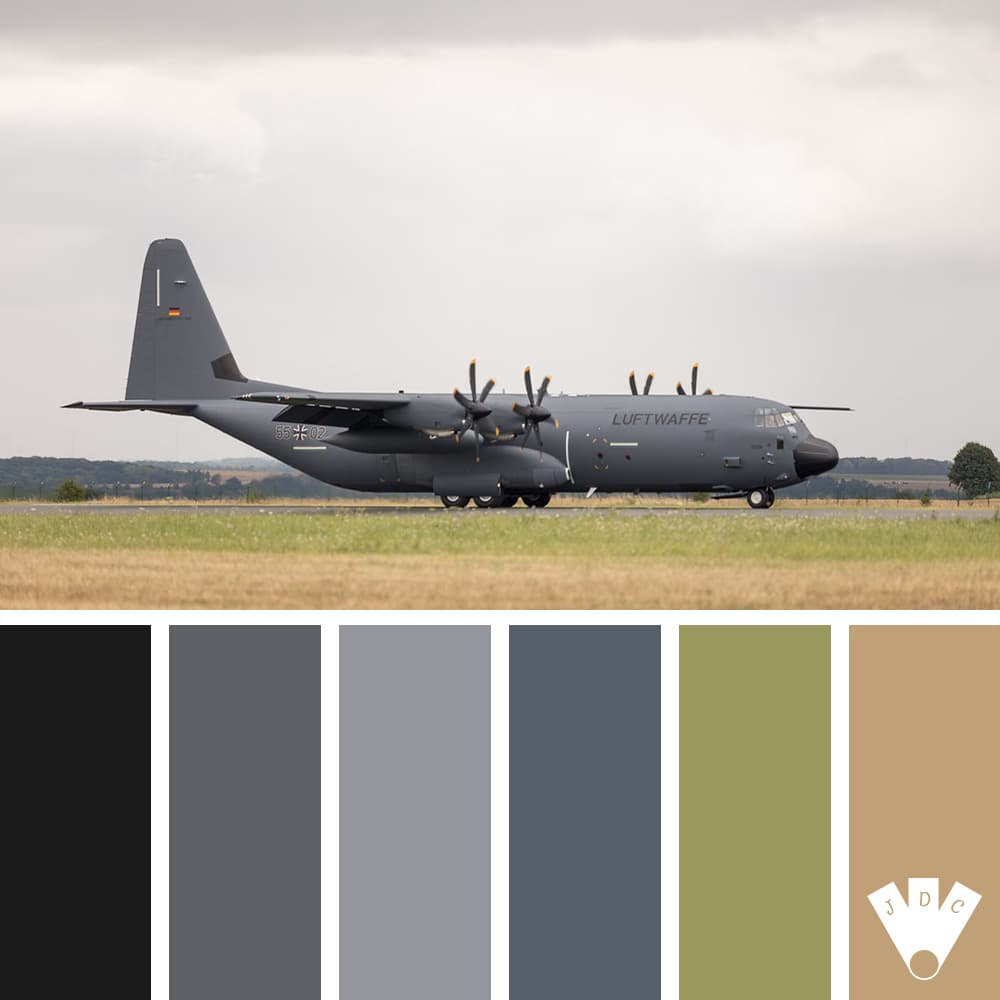 Color palette à partir d'une photo d'un hercule c-130 par la photographe Callistta