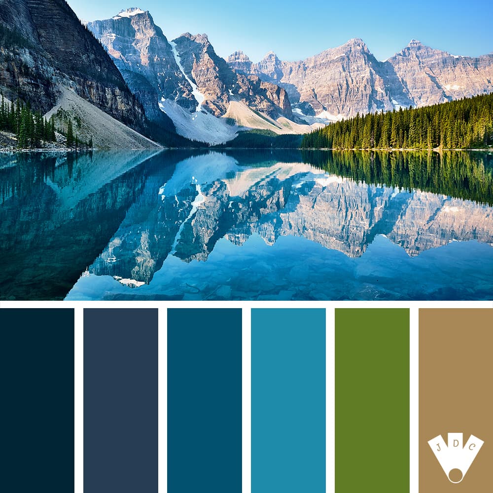 Color palette à partir d'une photo de montagne à Moraine Lake au canada.
